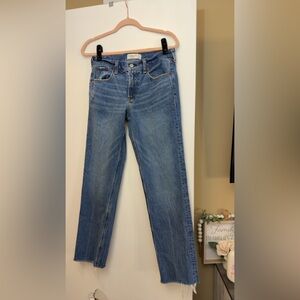 Abercrombie & Fitch Women's Straight Leg Blue Jeans